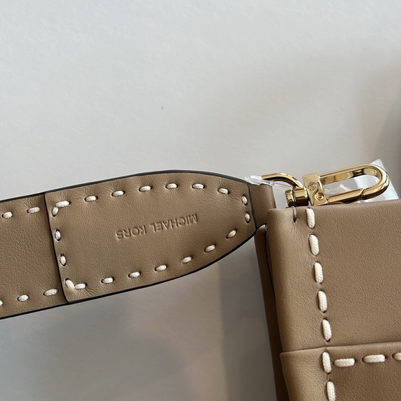 Micheal kors gigi leather camel cross body bag - Picture 6 of 9
